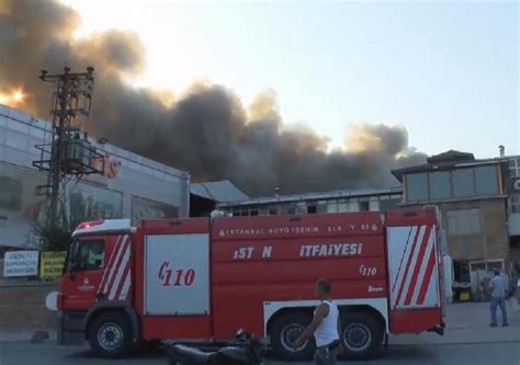 A­r­n­a­v­u­t­k­ö­y­­d­e­ ­f­a­b­r­i­k­a­ ­y­a­n­g­ı­n­ı­ ­(­2­)­ ­-­ ­Y­a­ş­a­m­ ­H­a­b­e­r­l­e­r­i­